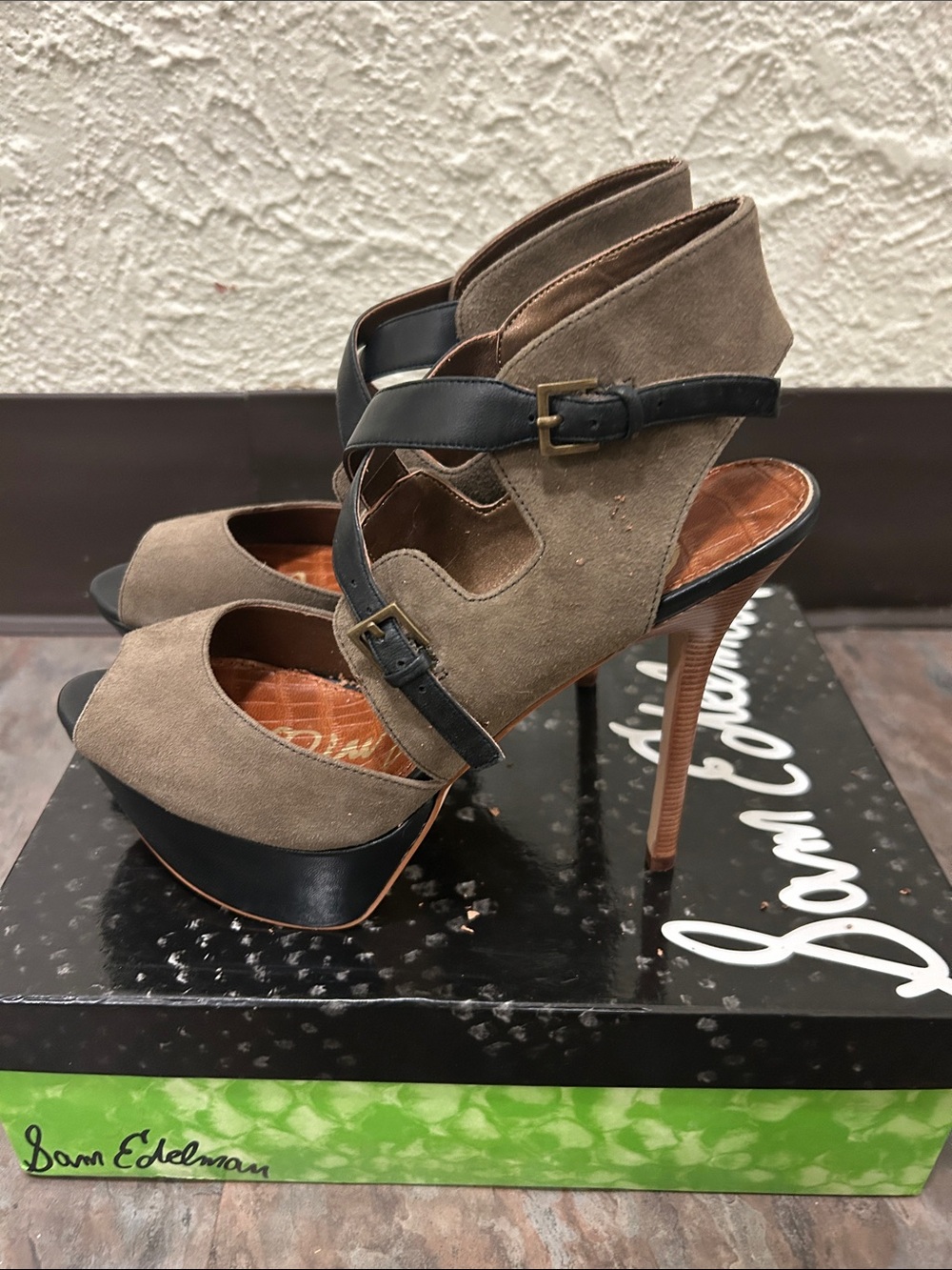 Sam Edelman Tan & Black Leather Suede Platform Heels Size 8 BRAND NEW BOX Size 8 - Picture 10 of 16